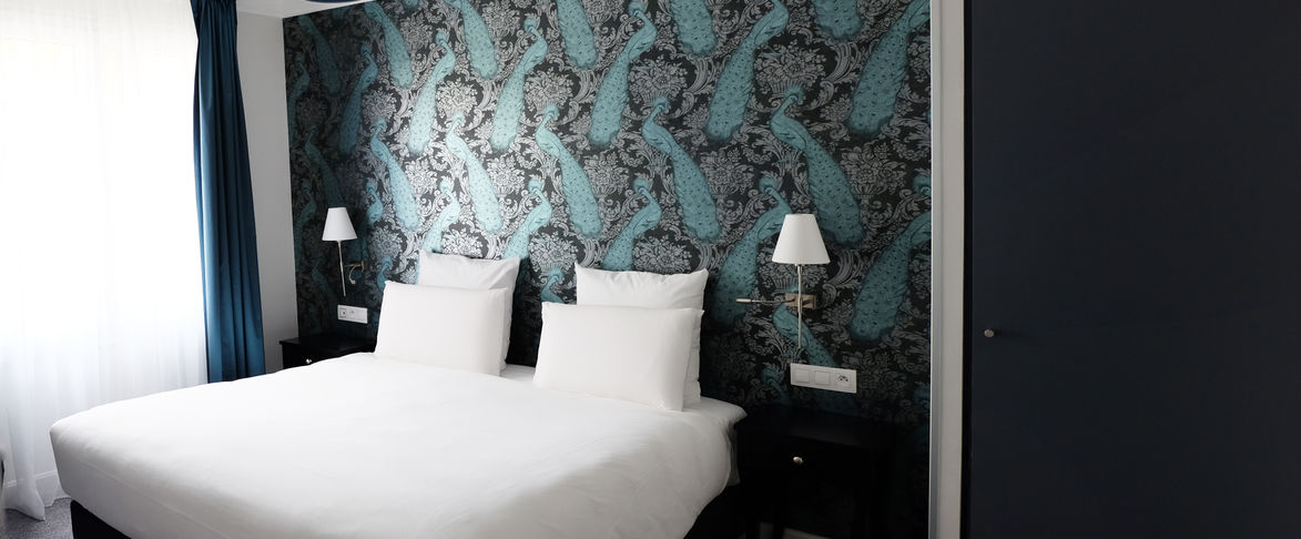 Chambre privilège, papier peint